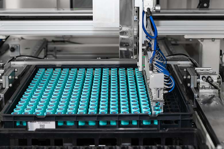 Battery Cells Manufacturing Process - Tray Loading and Scanning