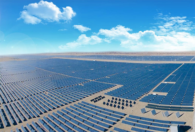 Huanghe Hydropower Golmud Solar Park China800